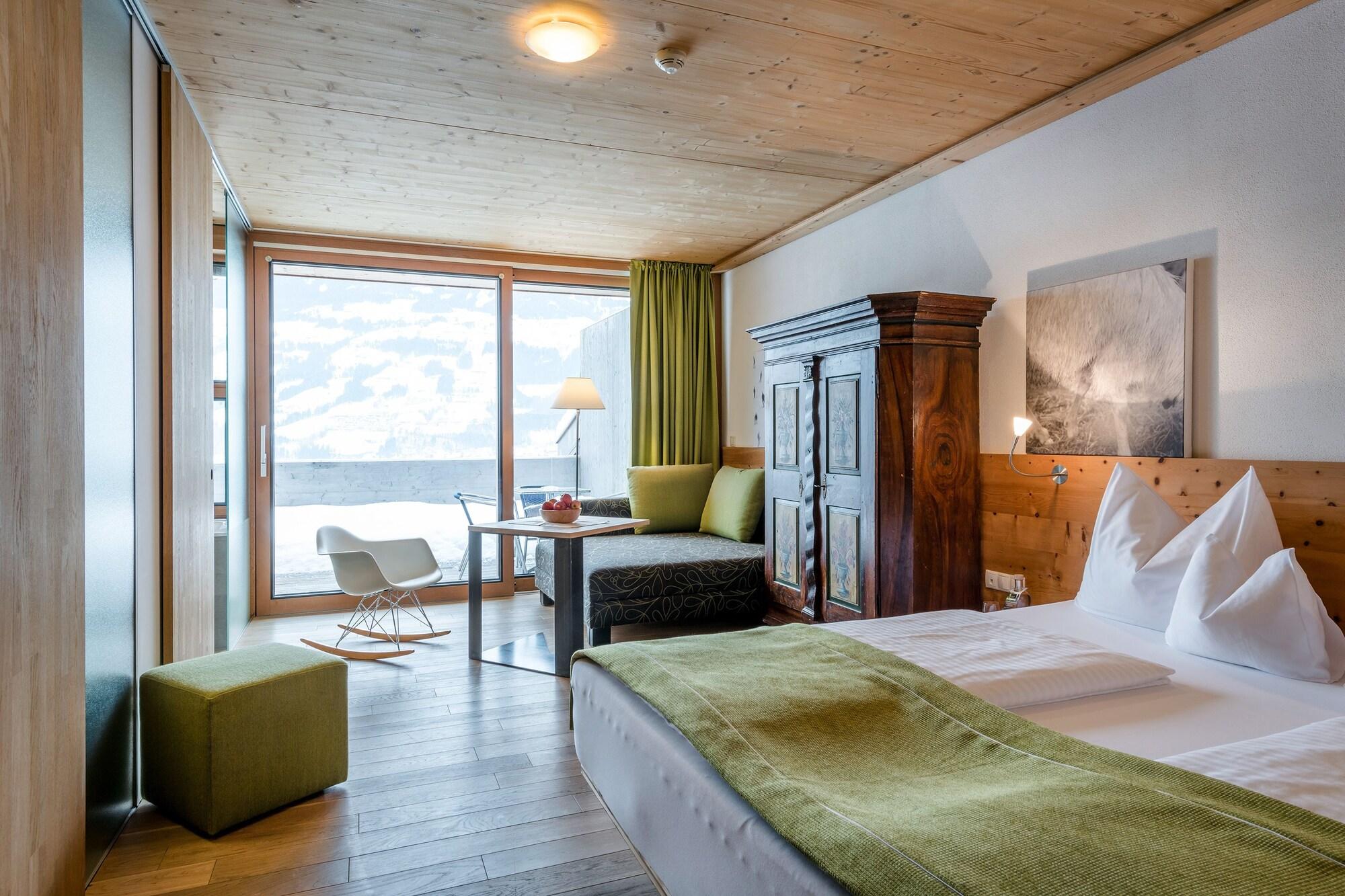 Gardenhotel Crystal Fügen Exteriér fotografie